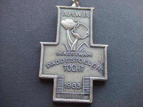 N.H.W.B(Noord-Hollandse Wandelsport Bond) Paddestoelentocht 1983  ( bekerzwam)